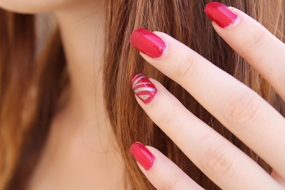 How to Identify the Best Walk in Nail Salons in Your Area